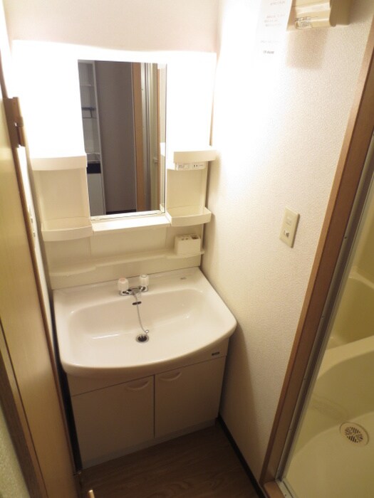 物件内観写真11　(洗面)