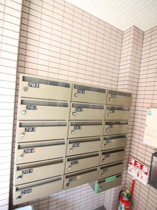 物件外観写真3　(建物設備)