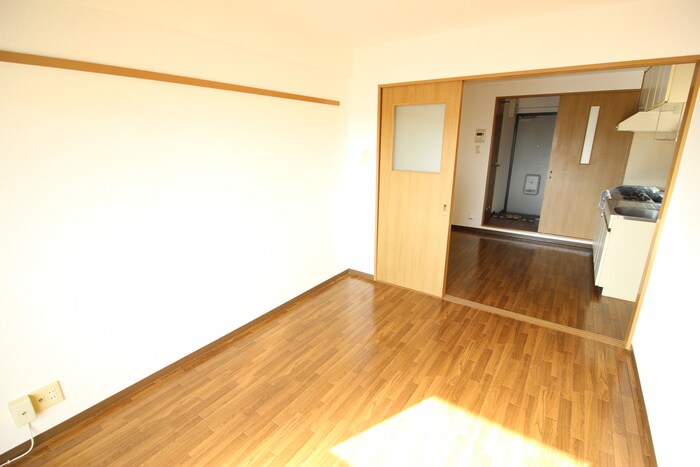 物件内観写真10　(居室)