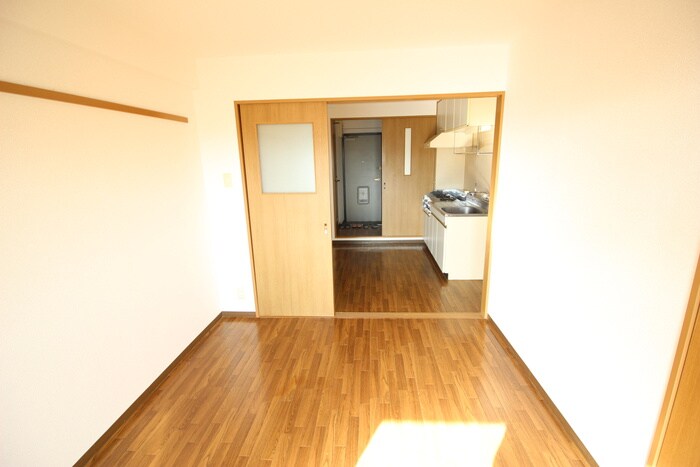 物件内観写真17　(居室)