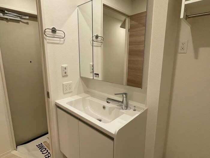 物件内観写真13　(洗面)