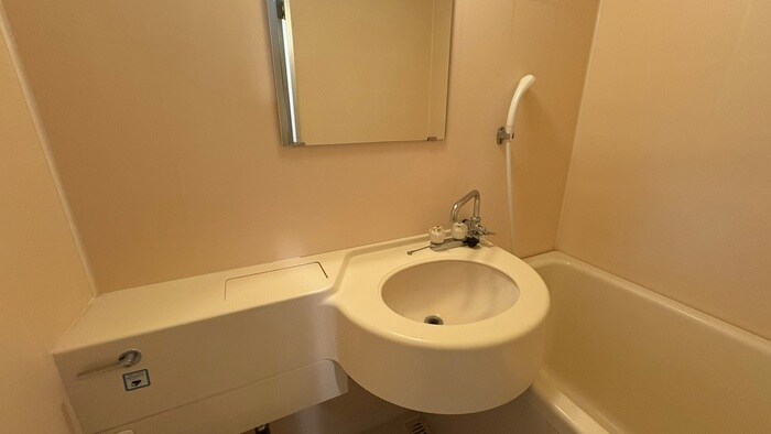 物件内観写真11　(洗面)