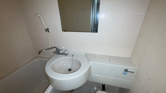 物件内観写真12　(洗面)