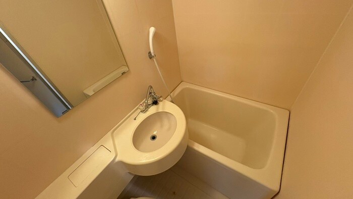 物件内観写真12　(バス／シャワールーム等)