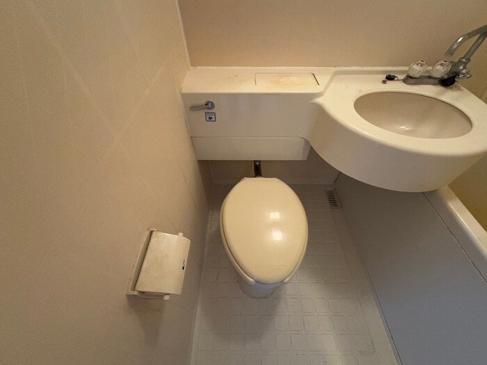 物件内観写真13　(トイレ)