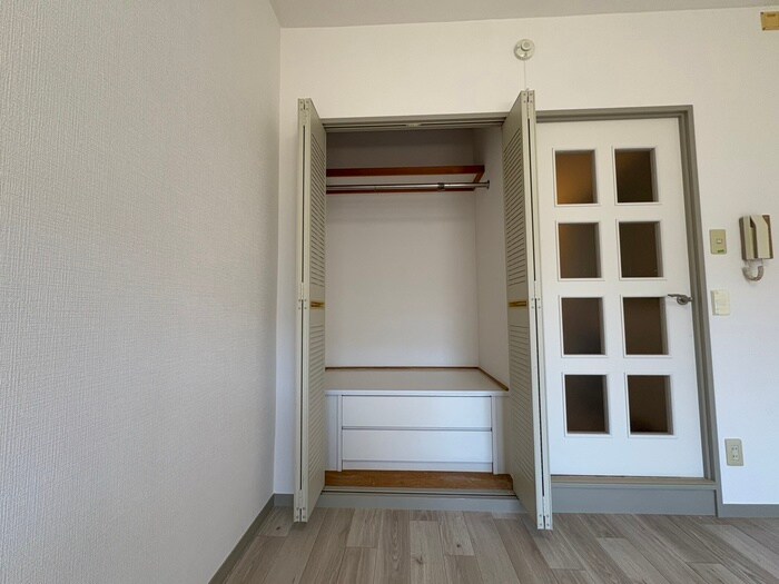 物件内観写真16　(収納)