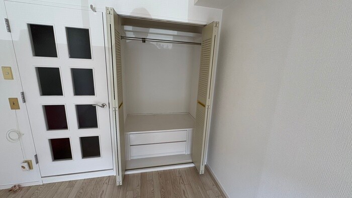 物件内観写真18　(収納)