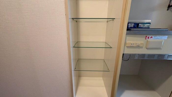 物件内観写真18　(収納)