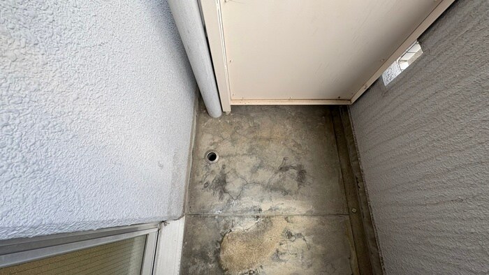 物件内観写真20　(洗濯機置場)