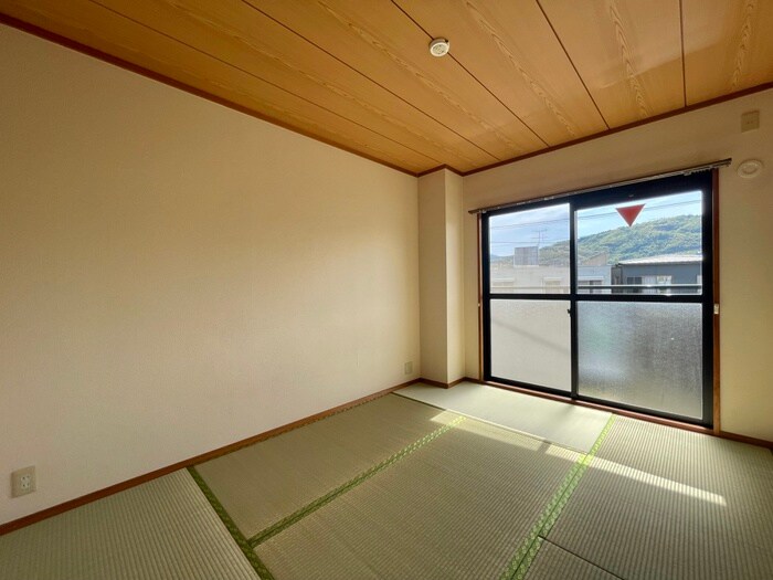 物件内観写真10　(居室)