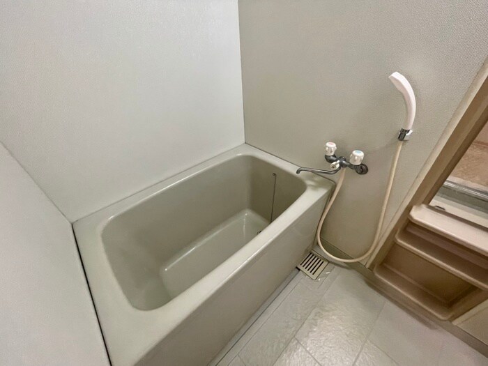 物件内観写真12　(バス／シャワールーム等)