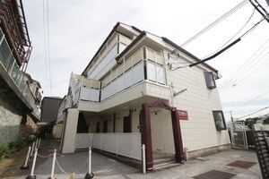 ホワイトメゾン塩屋外観写真