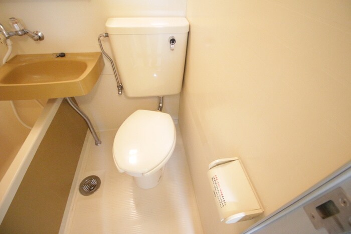 物件内観写真15　(トイレ)