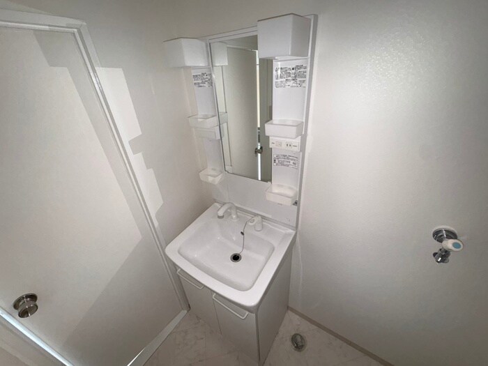 物件内観写真8　(洗面)