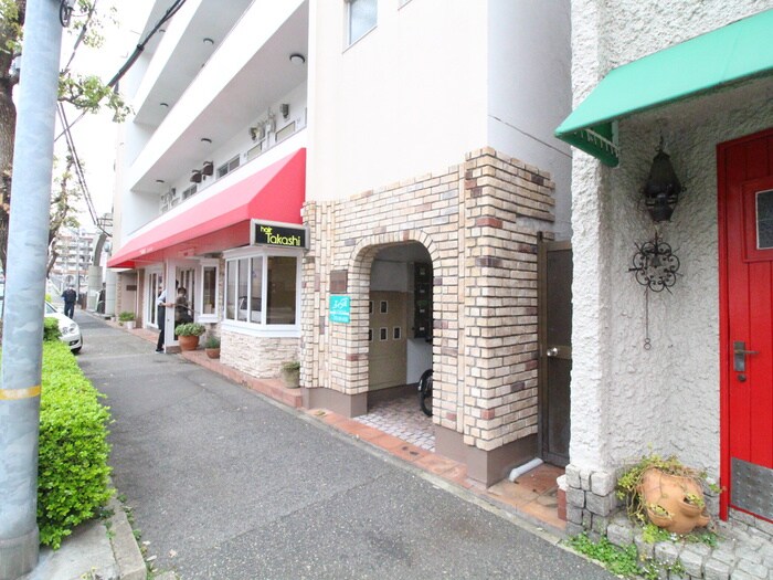 物件外観写真2　(外観写真)