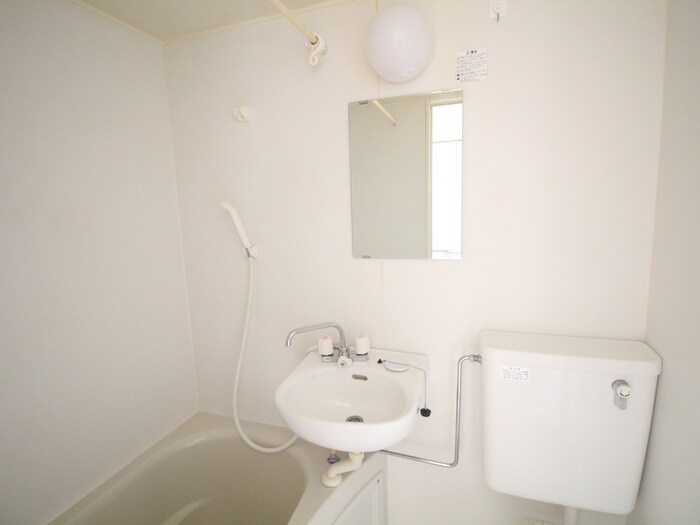 物件内観写真11　(洗面)