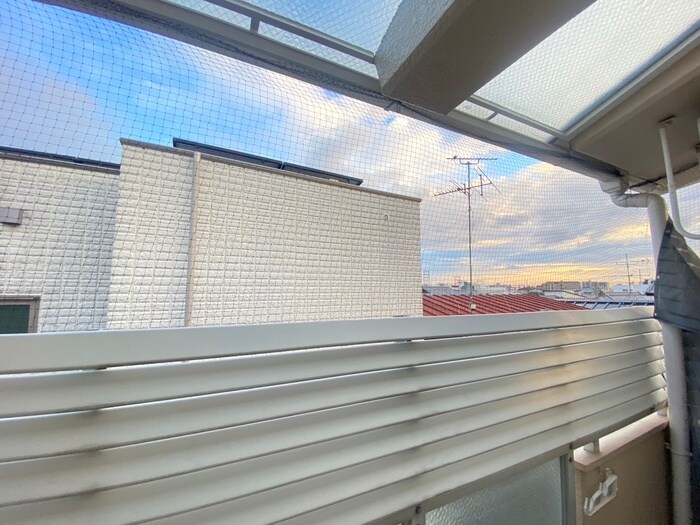 物件内観写真18　(室内からの展望)