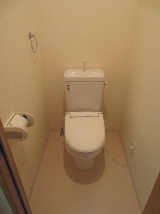 物件内観写真12　(トイレ)