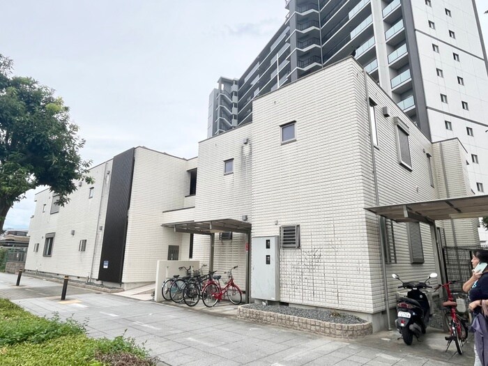 物件外観写真6　(外観写真)