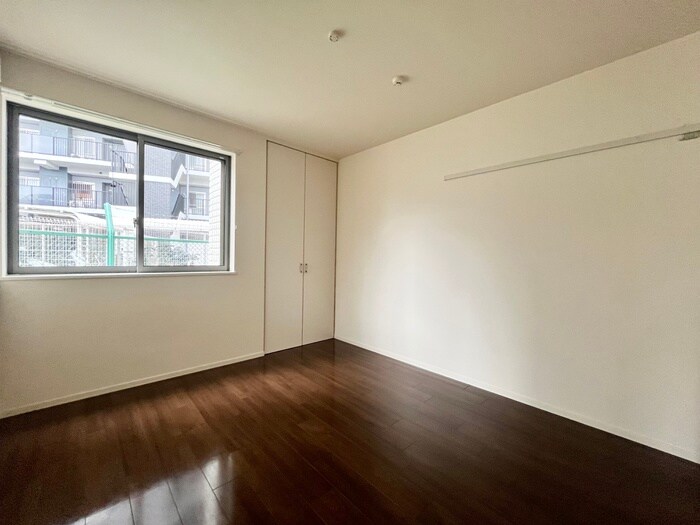 物件内観写真12　(居室)