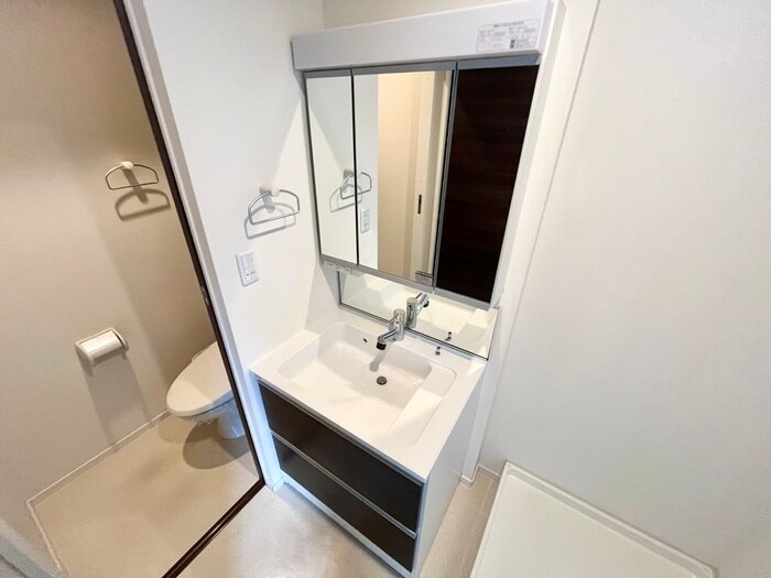 物件内観写真15　(洗面)