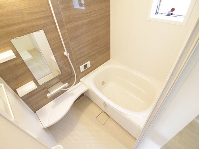 物件内観写真11　(バス／シャワールーム等)