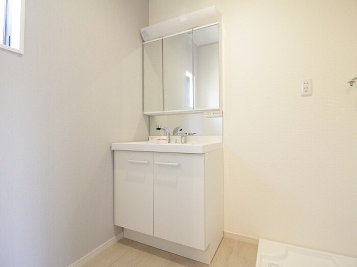 物件内観写真13　(洗面)