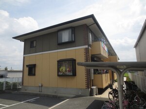 ﾊｲｶﾑｰﾙ浜外観写真