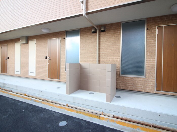 物件外観写真4　(建物設備)