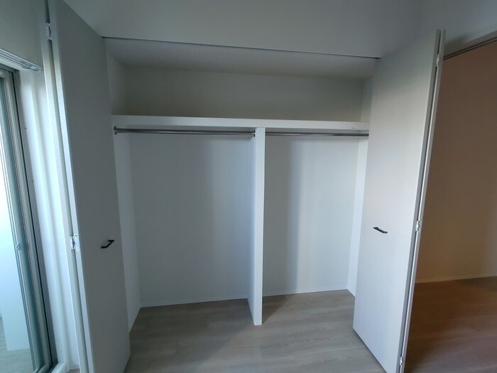 物件内観写真12　(収納)