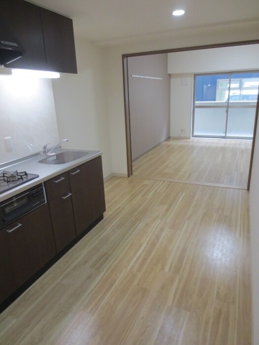 物件内観写真8　(居室)