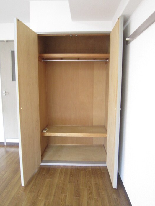 物件内観写真10　(収納)