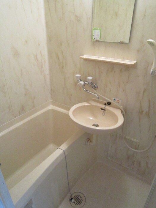 物件内観写真12　(バス／シャワールーム等)