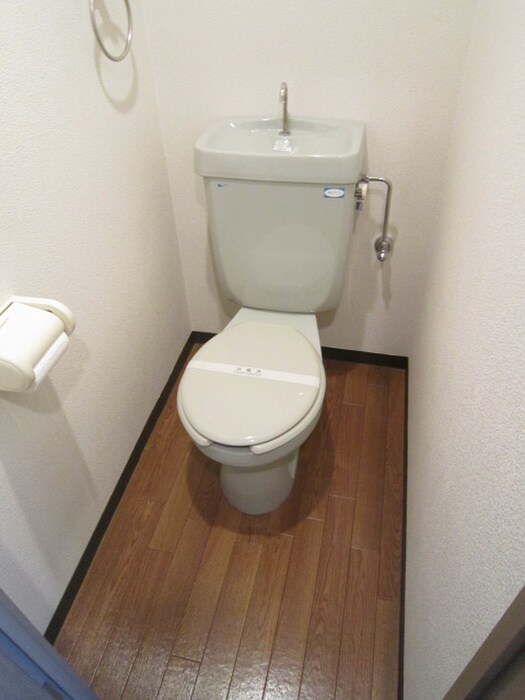 物件内観写真14　(トイレ)