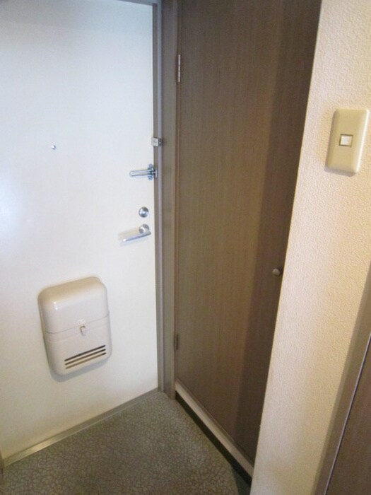 物件内観写真15　(靴箱)