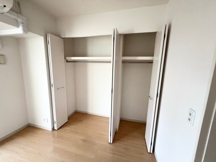 物件内観写真16　(収納)