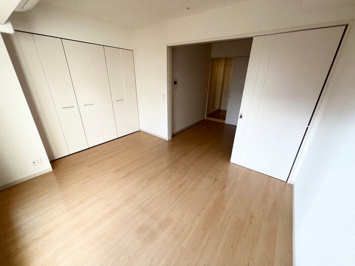 物件内観写真19　(居室)