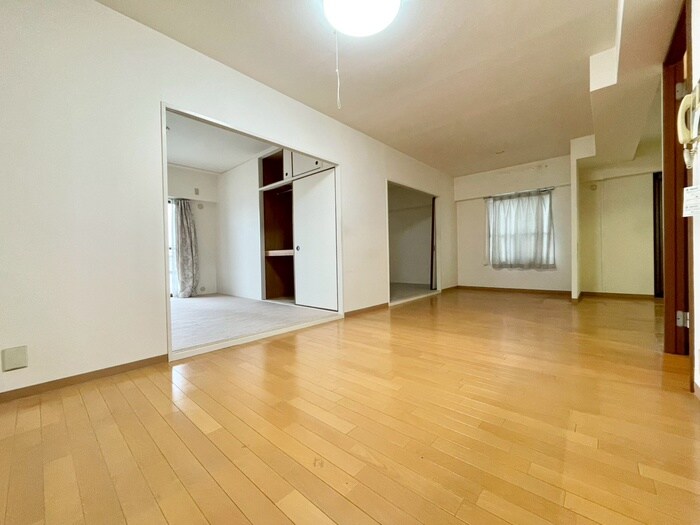 物件内観写真8　(居室)