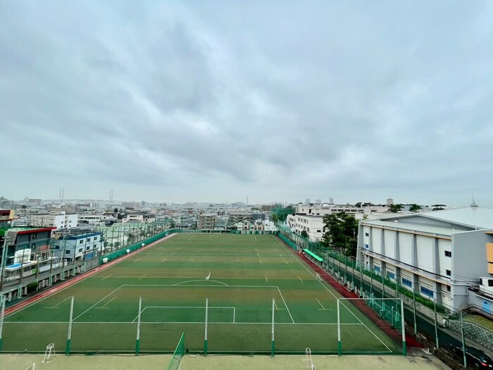 物件内観写真16　(室内からの展望)