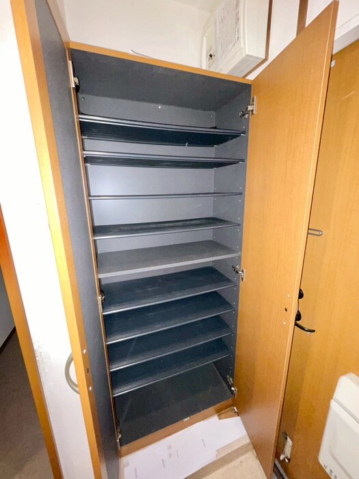 物件内観写真18　(靴箱)