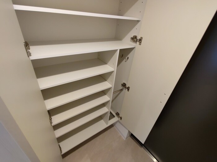 物件内観写真14　(靴箱)