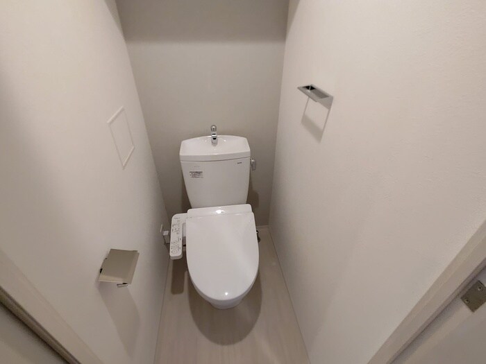 物件内観写真15　(トイレ)