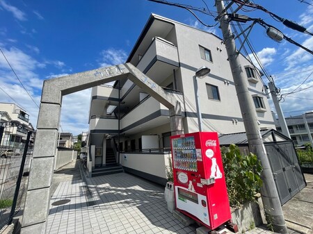 ウエストコート外観写真