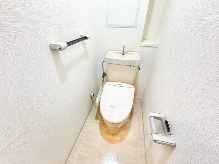 物件内観写真10　(トイレ)