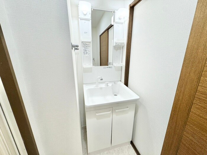 物件内観写真11　(洗面)