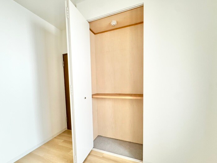 物件内観写真14　(収納)