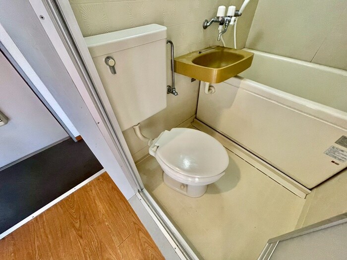 物件内観写真11　(トイレ)