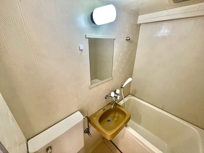 物件内観写真12　(洗面)