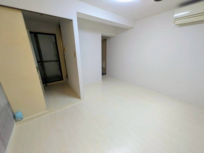 物件内観写真11　(居室)