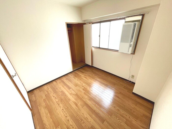 物件内観写真21　(居室)